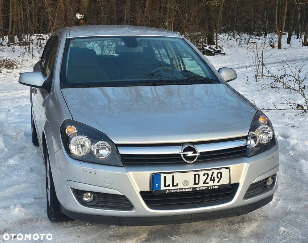 Opel Astra 1.8 Automatik Cosmo - 1