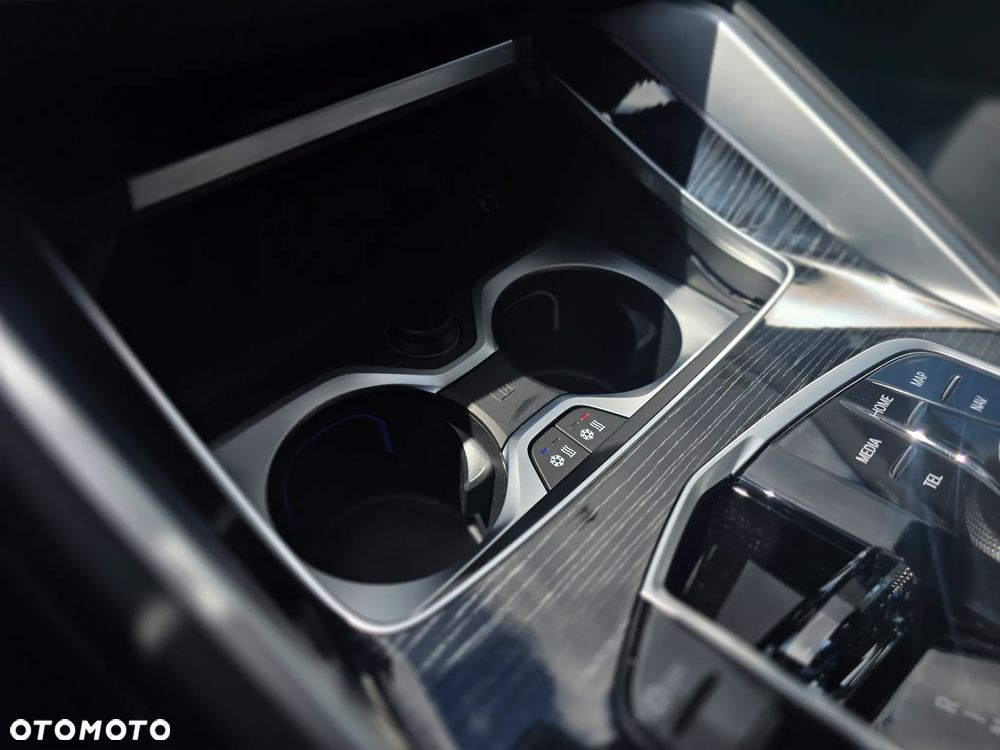 BMW X6 - 21