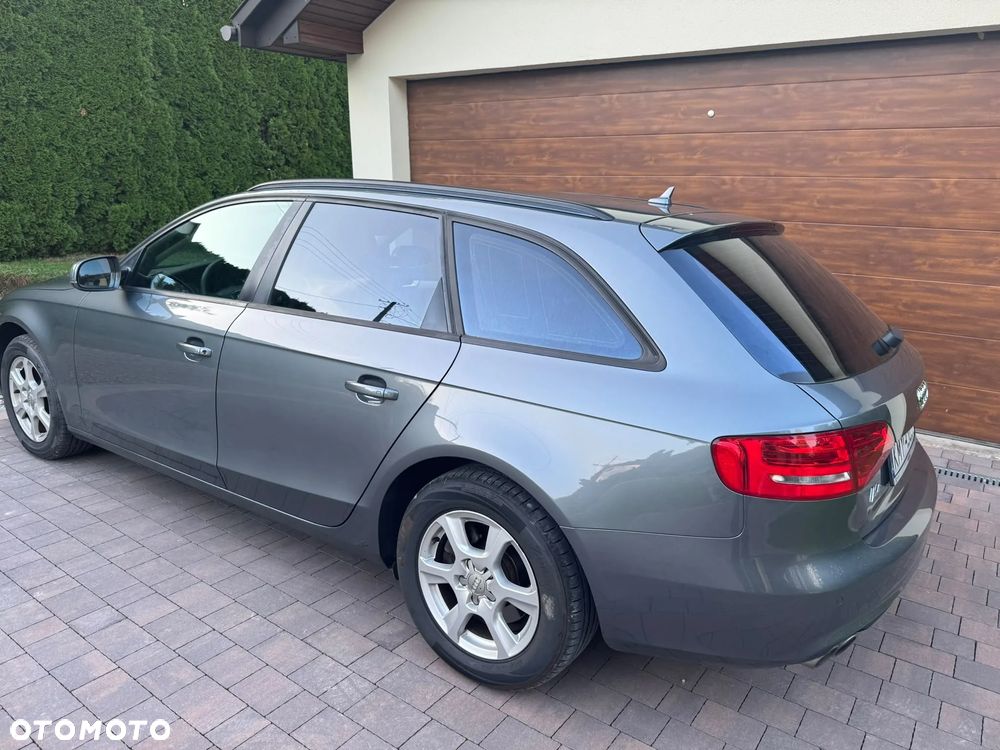 Audi A4 Avant - 17
