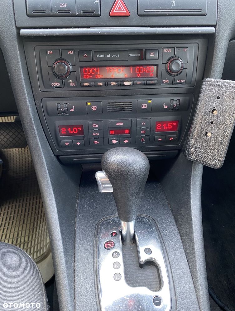 Audi A6 Avant - 8