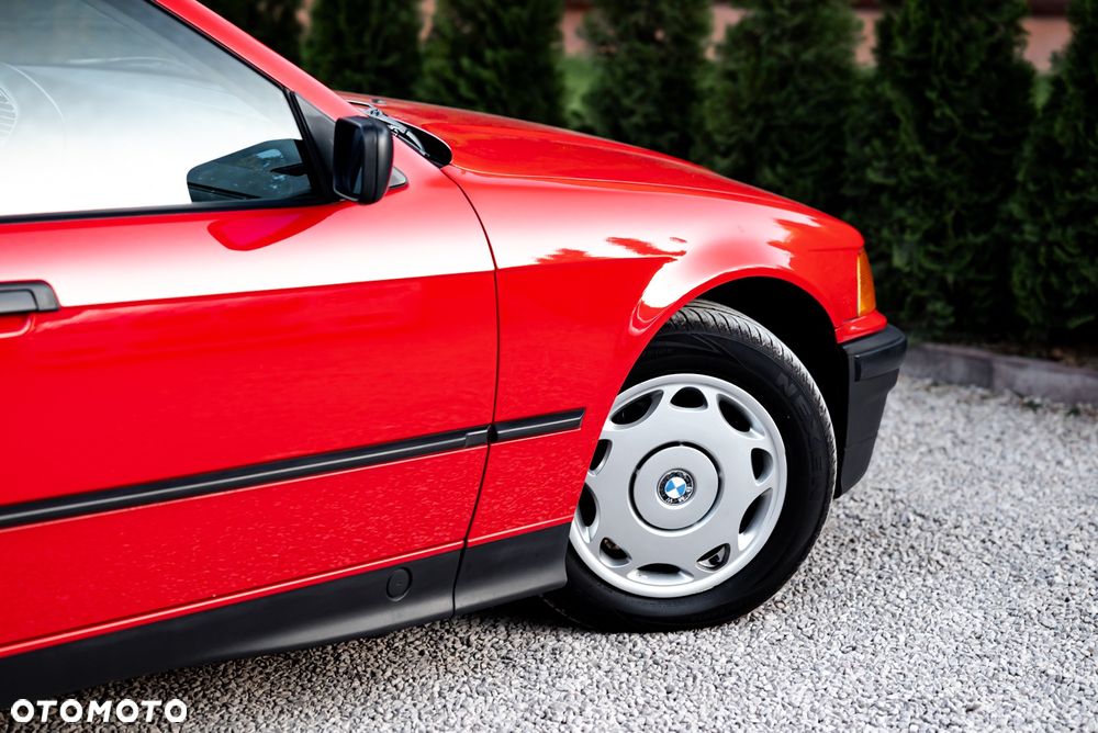 BMW Seria 3 - 12