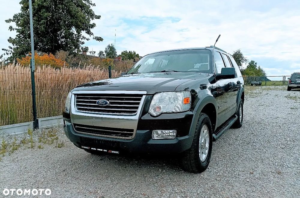 Ford Explorer 4.0 4WD - 7