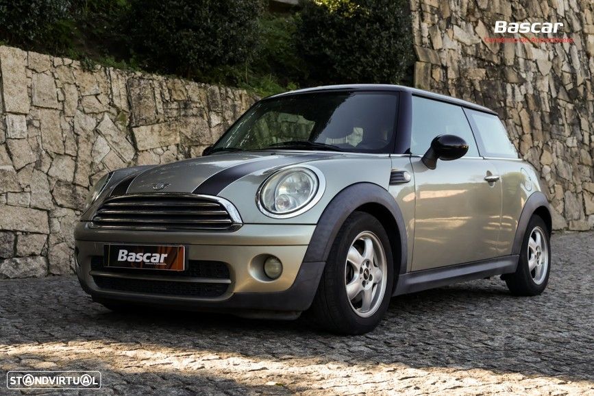 MINI 3 Portas Cooper D - 4