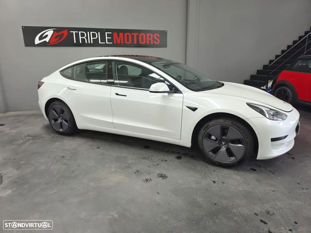 Tesla Model 3 Standard Range Plus RWD - 4