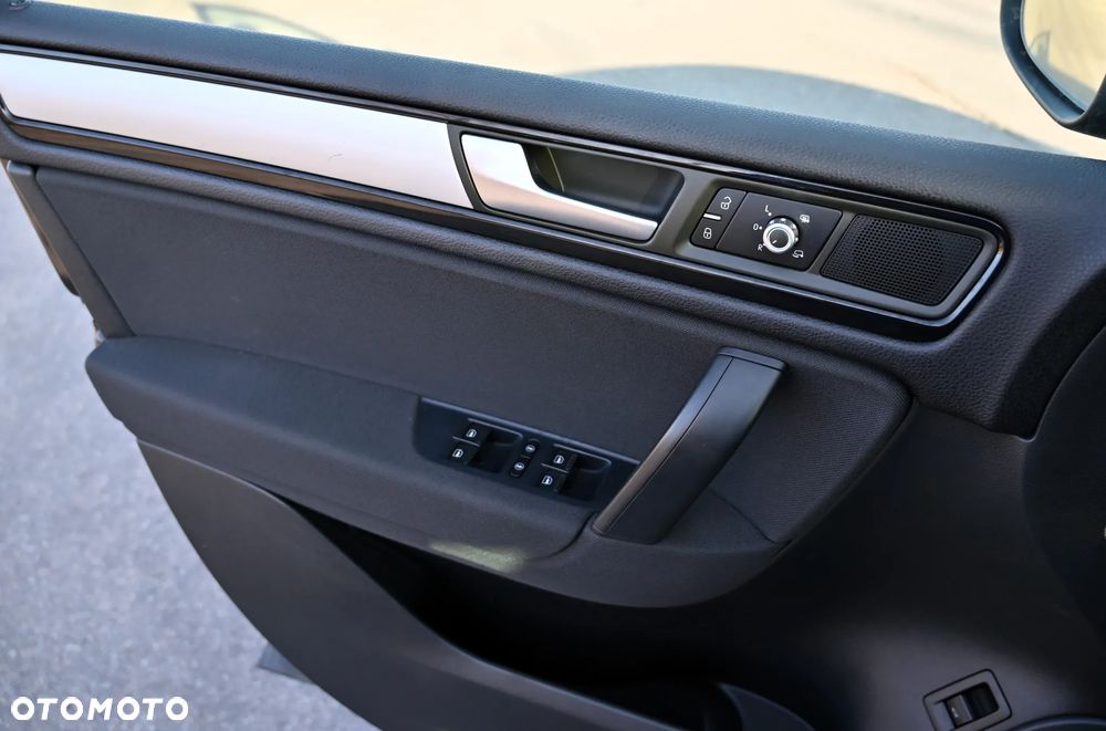 Volkswagen Touareg - 30