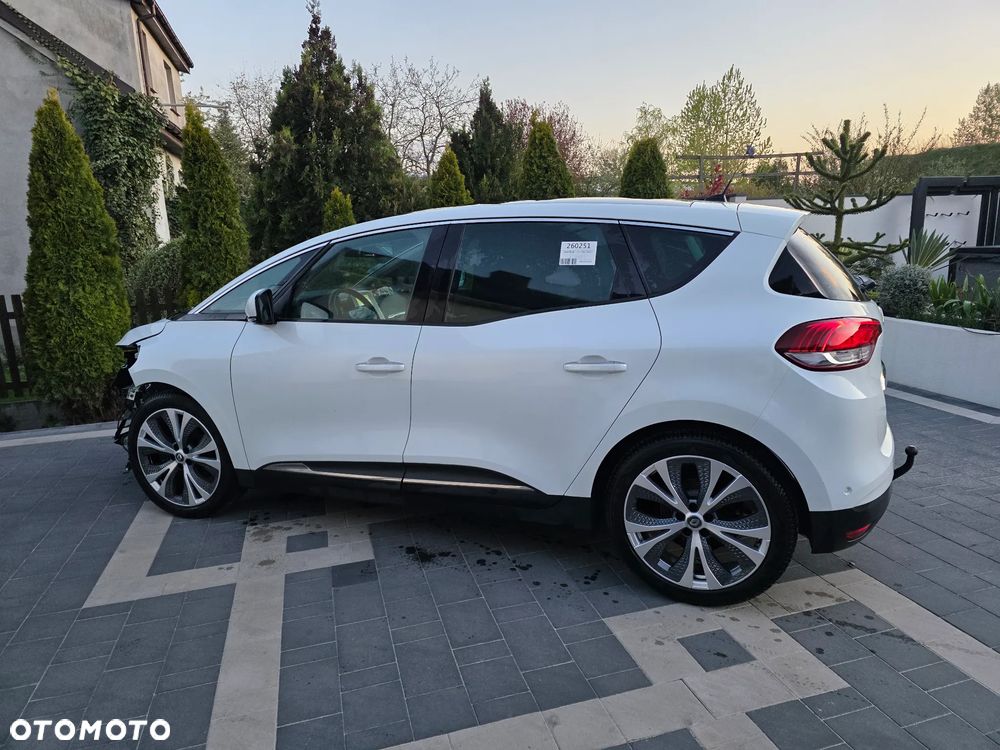 Renault Scenic - 12
