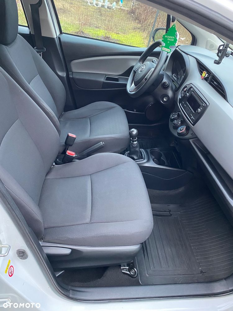 Toyota Yaris 1.5 Active - 9