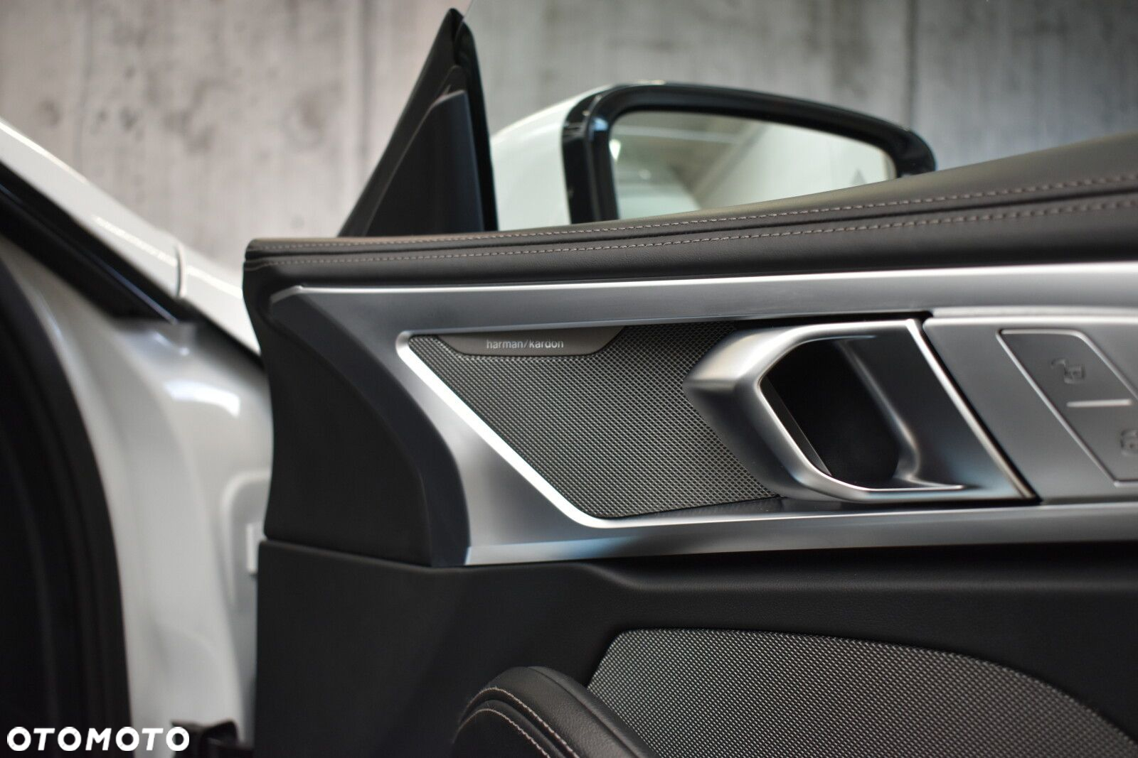 BMW Seria 8 - 9