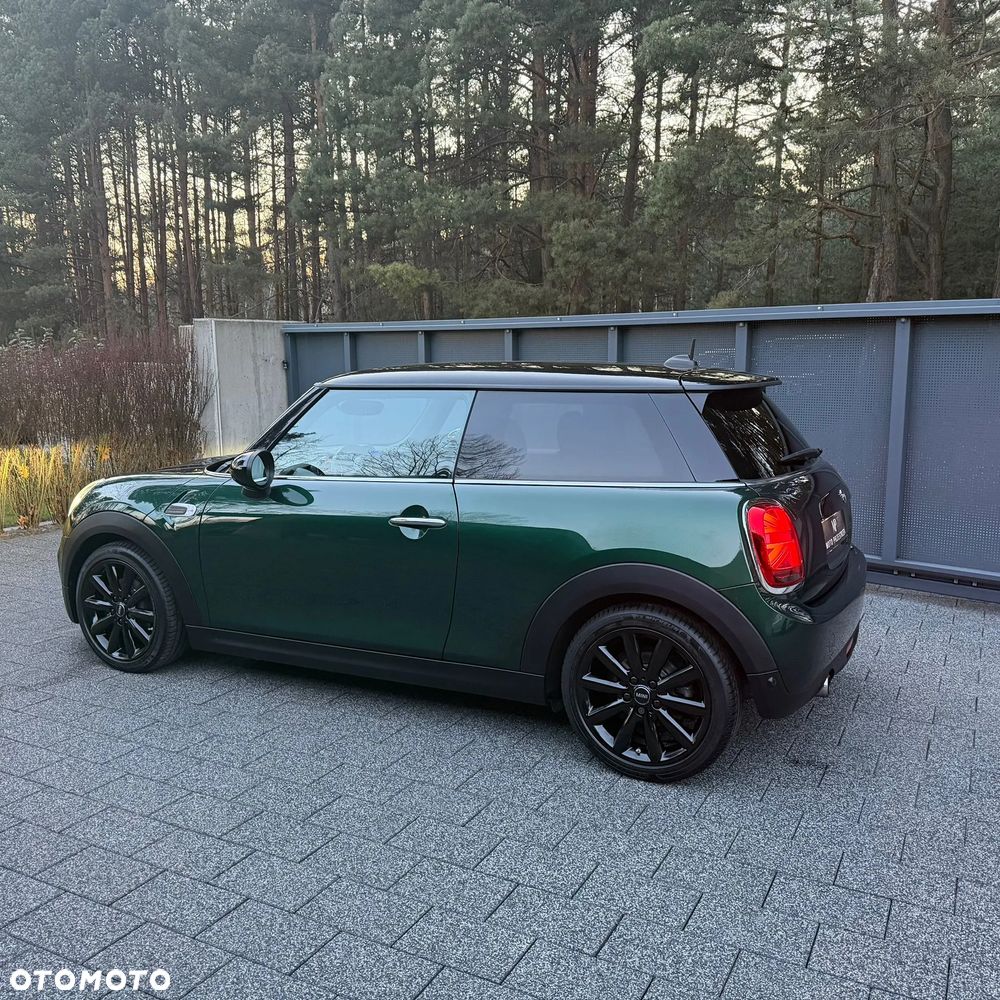 MINI Cooper Essential Trim - 20