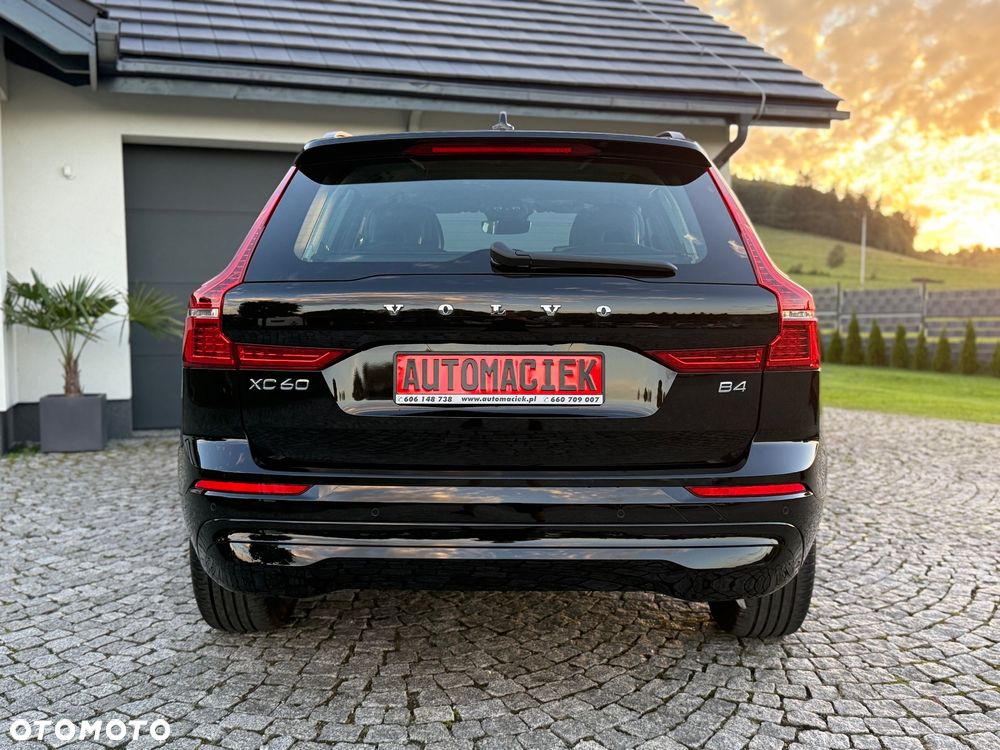 Volvo XC 60 B4 D AWD Geartronic Momentum Pro - 10