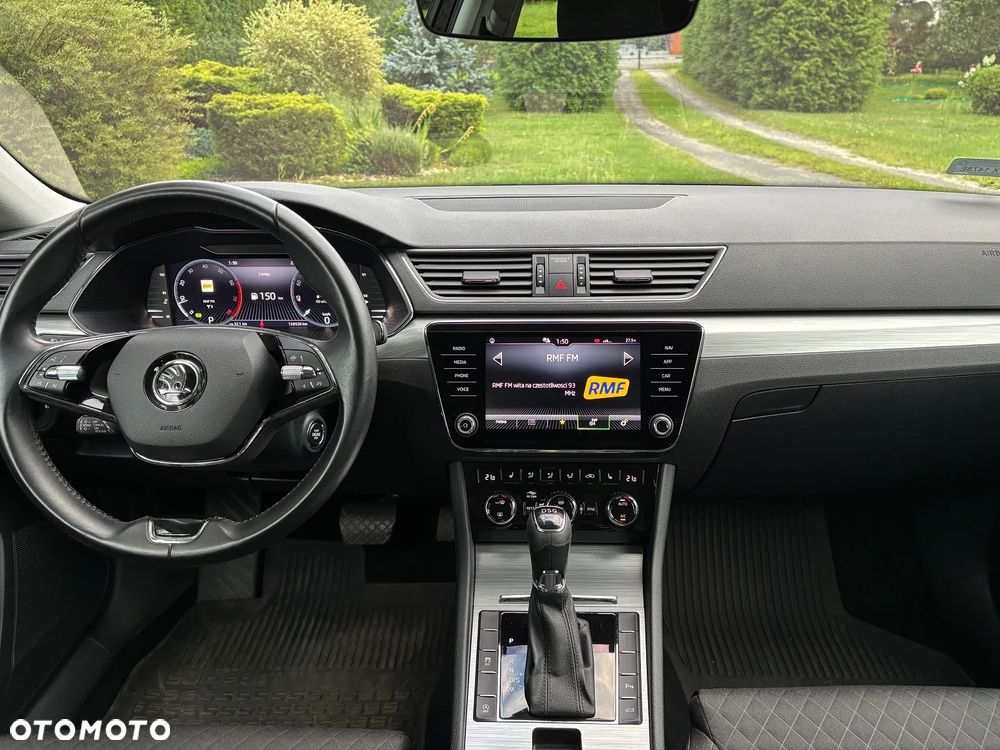 Skoda Superb 2.0 TSI Ambition DSG - 14