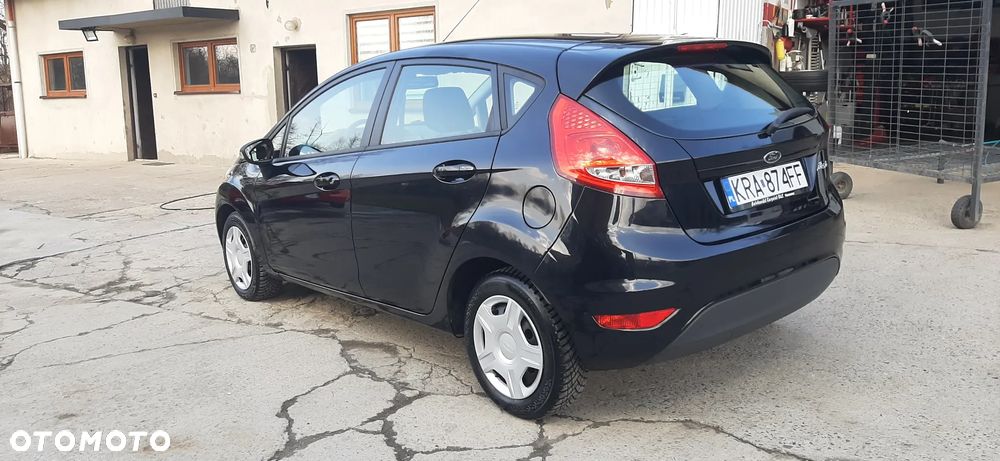 Ford Fiesta - 21