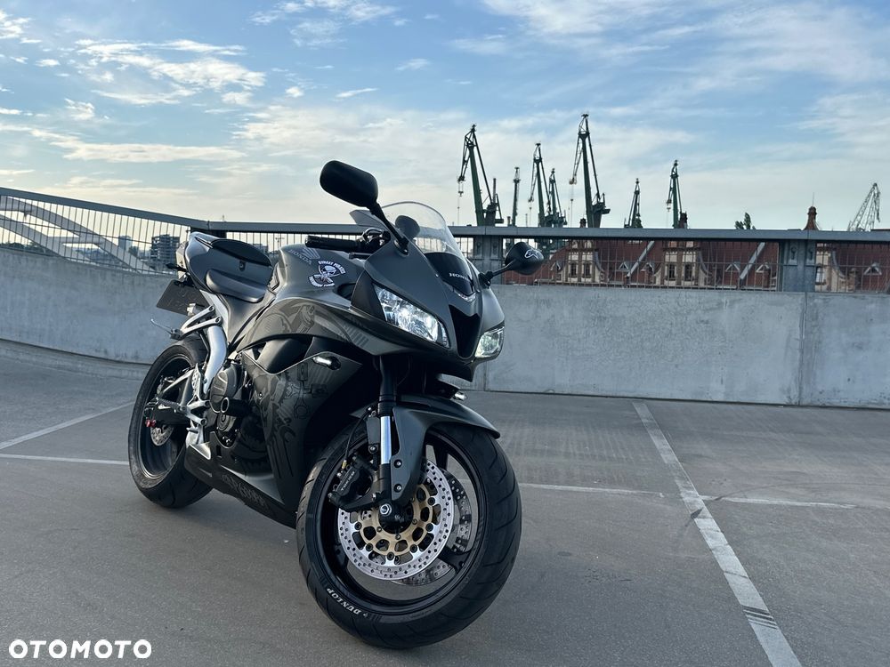 Honda CBR - 2