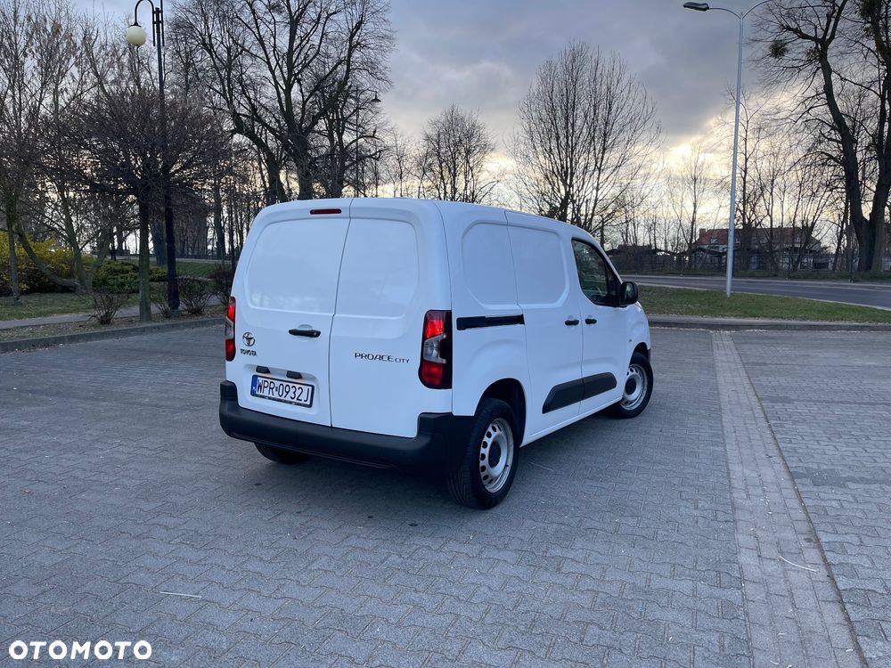 Toyota PROACE CITY - 11