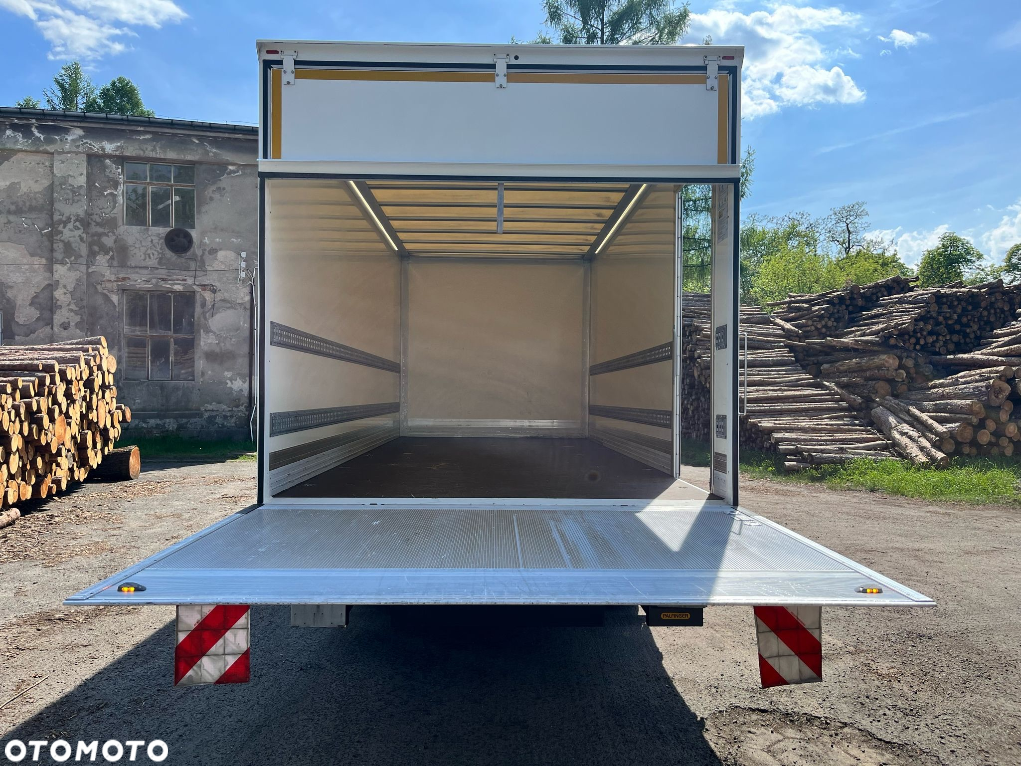 Mercedes-Benz ATEGO 1218 | KONTENER 6.10 m | 15 Palet I EURO-6 - 16