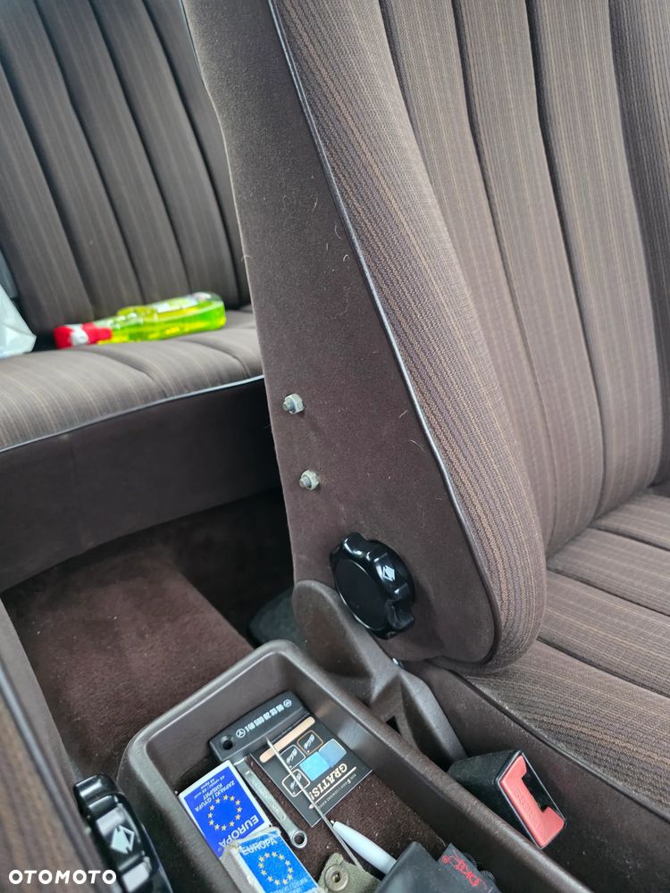 Mercedes-Benz W124 (1984-1993) - 8