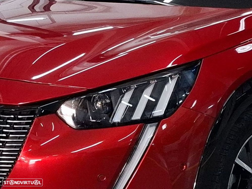 Peugeot 208 1.2 PureTech GT EAT8 - 3