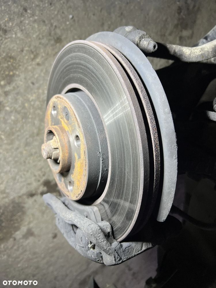 Dacia Lodgy 1.6 SCe Laureate S&S - 23