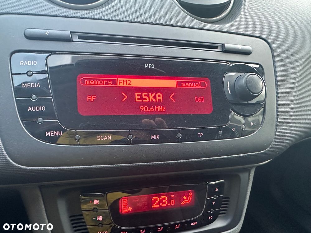 Seat Ibiza SC 1.4 16V Style - 10