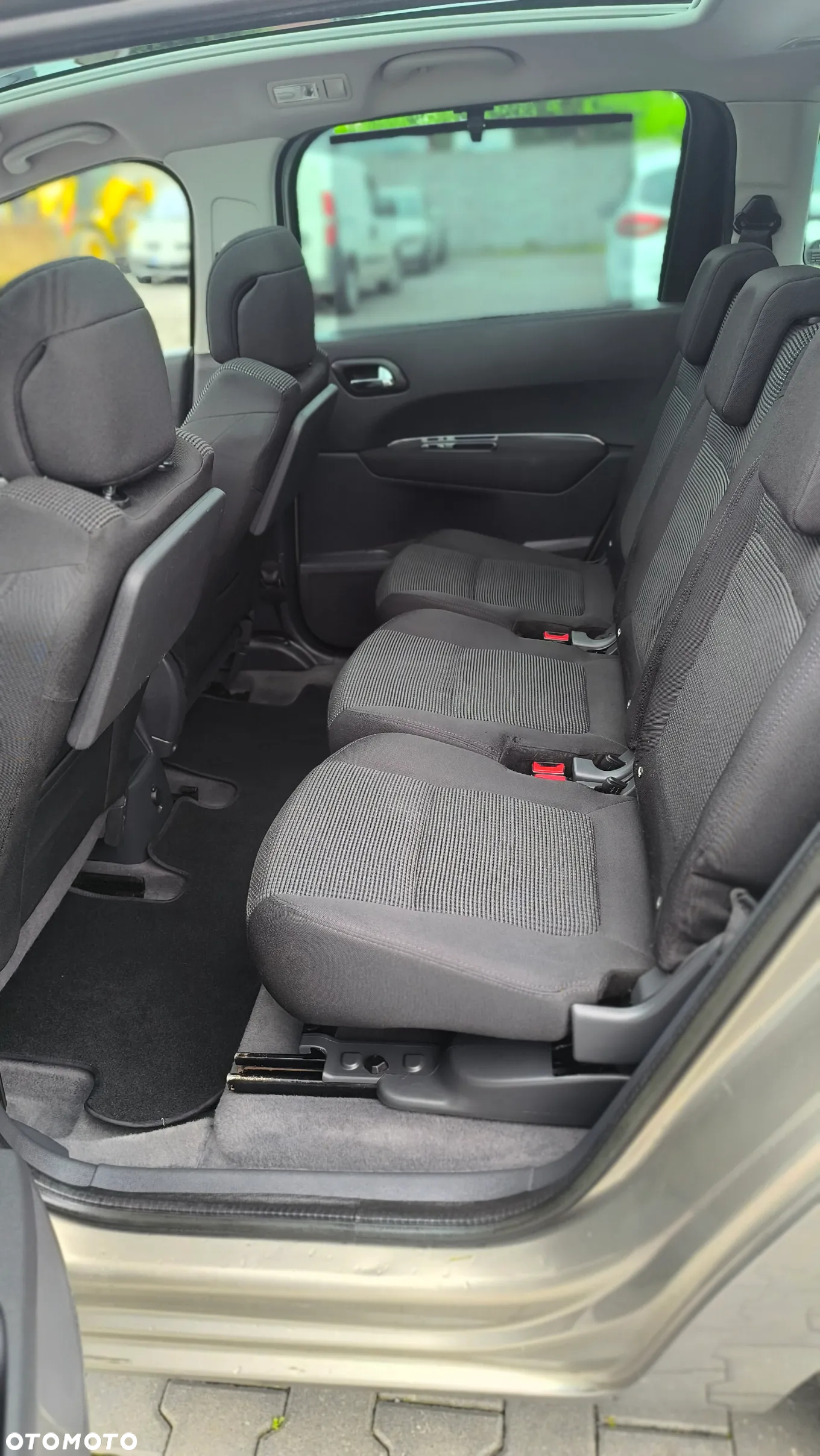 Peugeot 5008 2.0 BlueHDi Allure 7os - 26