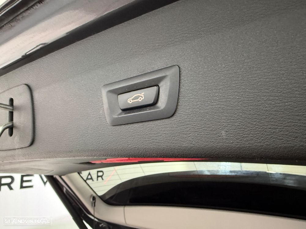 BMW X1 16 d sDrive Line Sport - 34