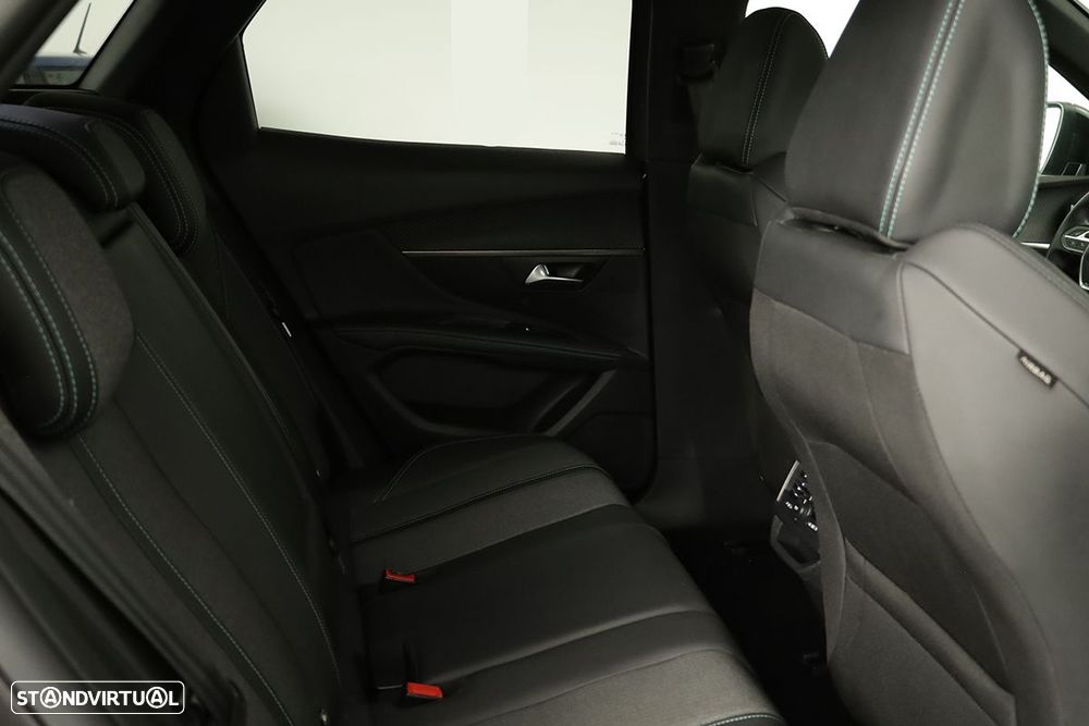 Peugeot 3008 1.2 PureTech Allure Pack - 23