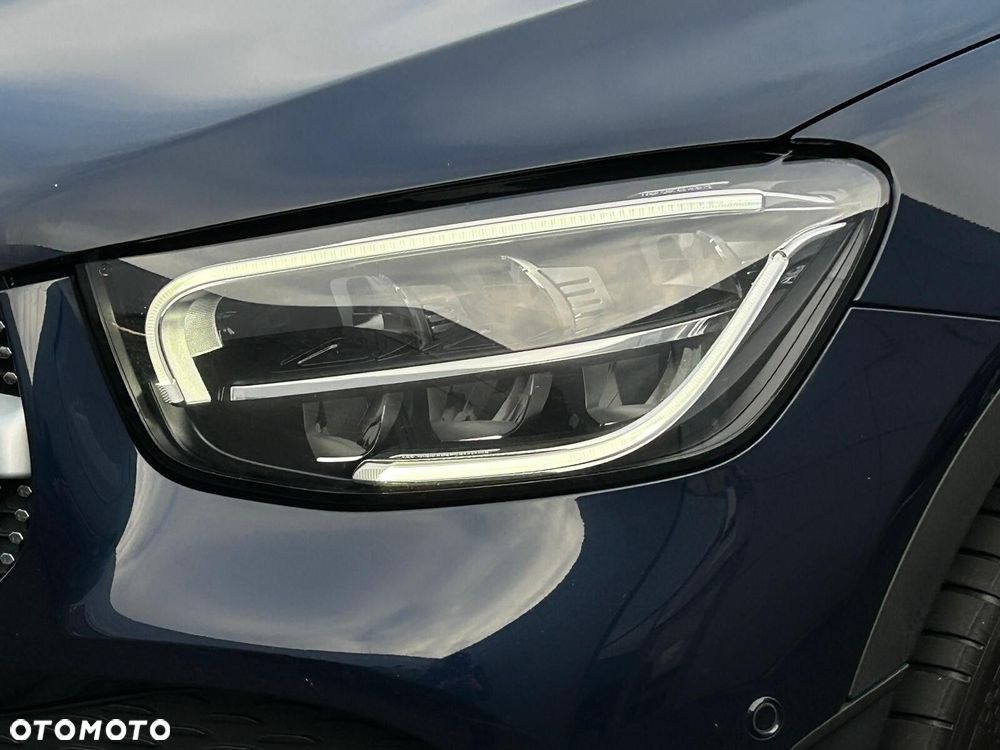 Mercedes-Benz GLC 300 d 4-Matic - 33