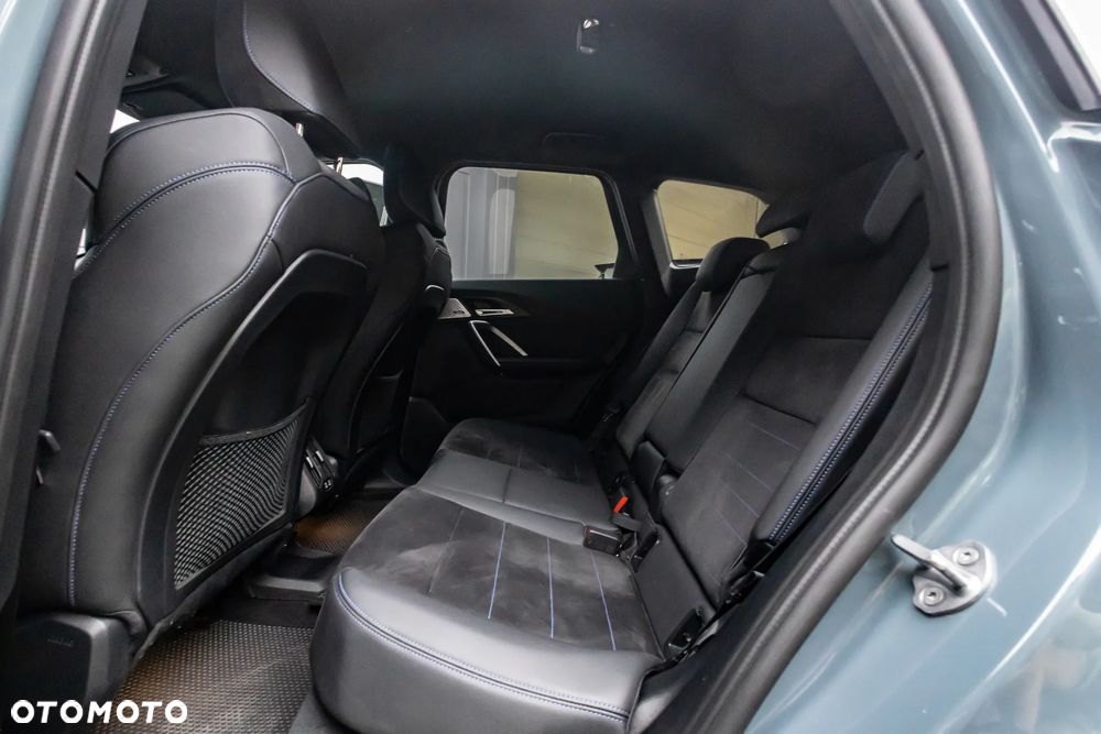 BMW iX1 xDrive30 66.5kWh M Sport - 35