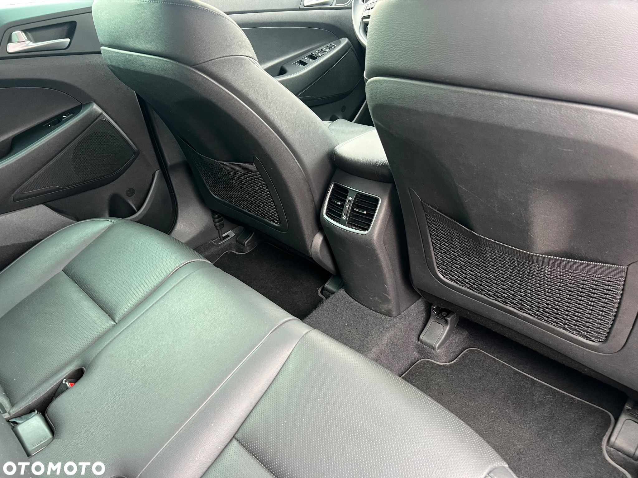 Hyundai Tucson blue 1.7 CRDi 2WD DCT Premium - 10