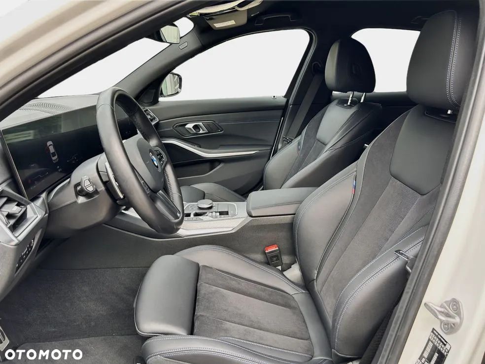 BMW Seria 3 318d M Sport - 15