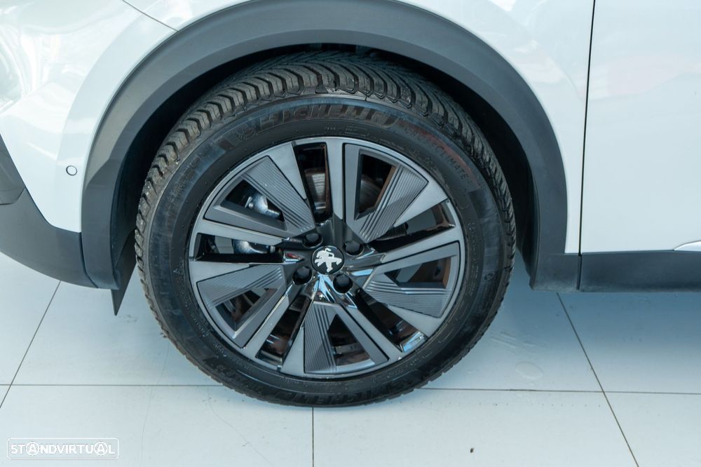 Peugeot e-2008 50 kWh GT Pack - 36