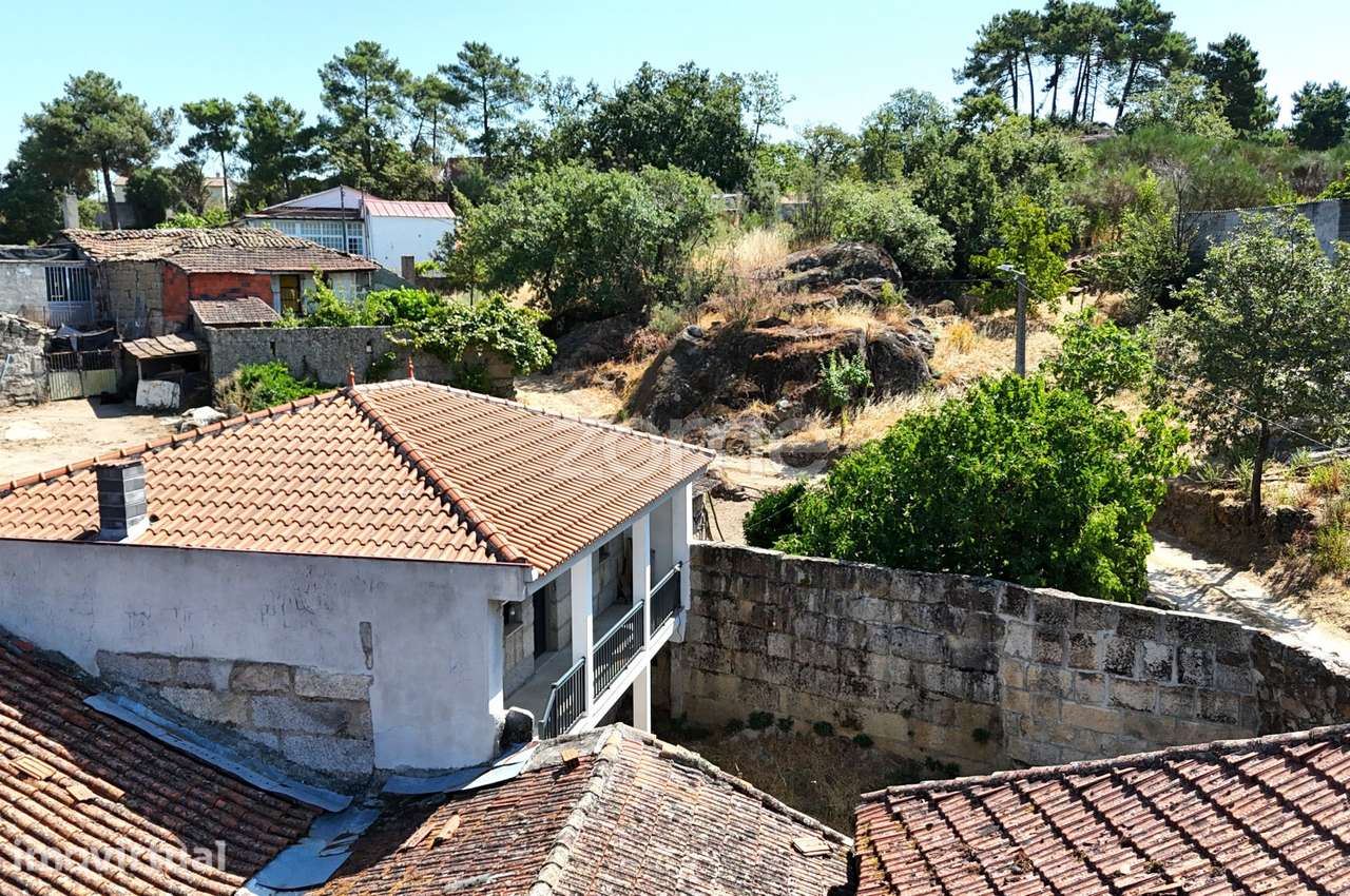 Moradia T4 para Recuperar em Chaves - Grande imagem: 5/15