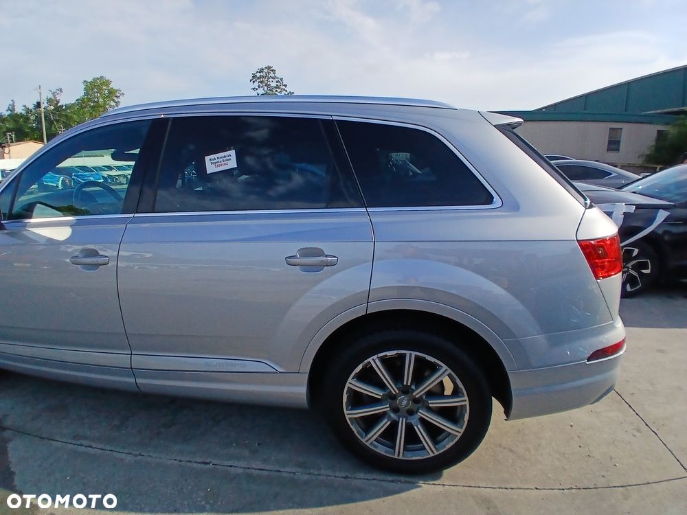 Audi Q7 - 6