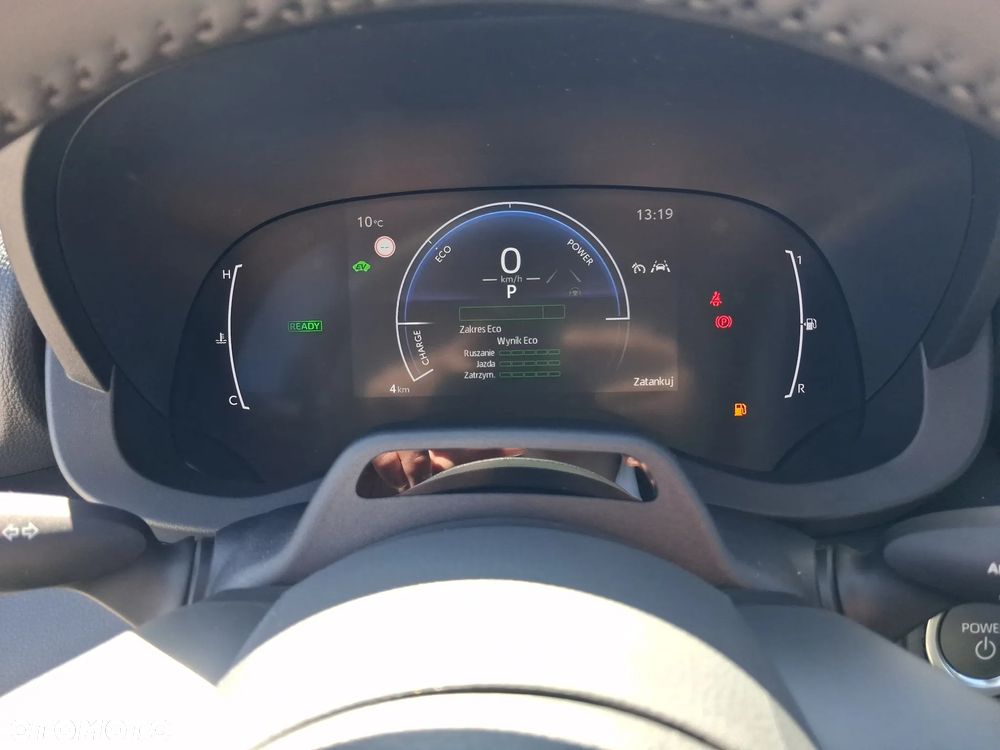 Toyota Yaris Cross - 30