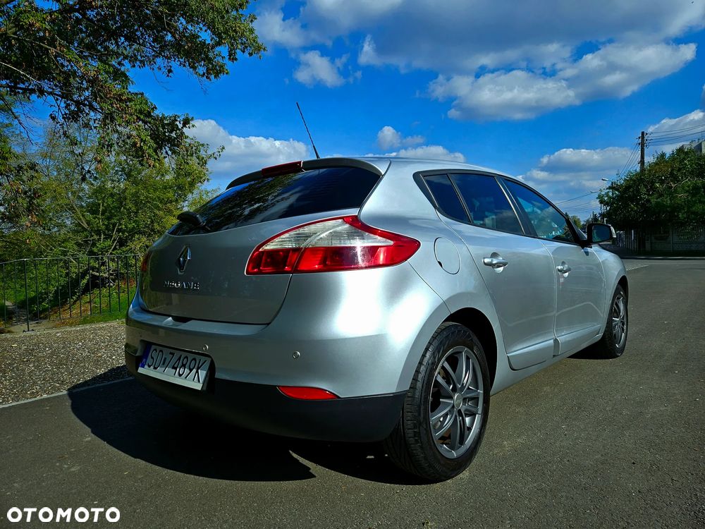 Renault Megane 1.6 16V Zen - 7
