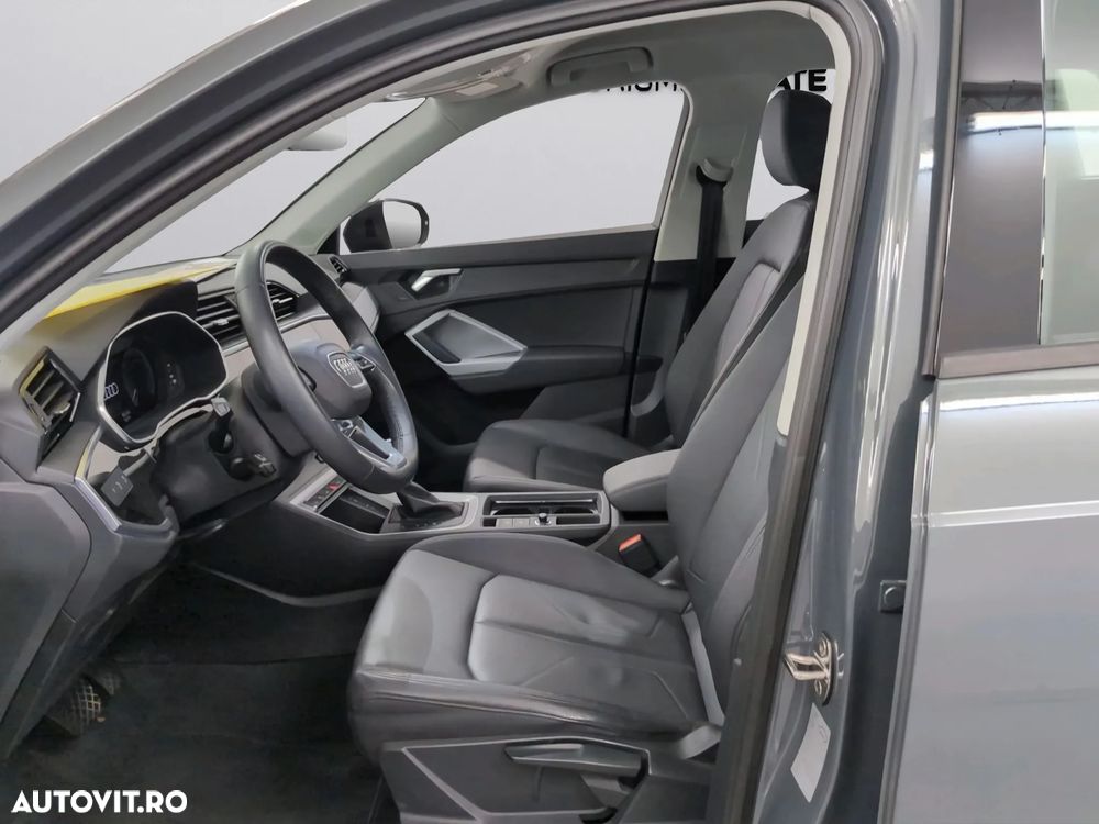 Audi Q3 45 TFSIe S tronic - 4
