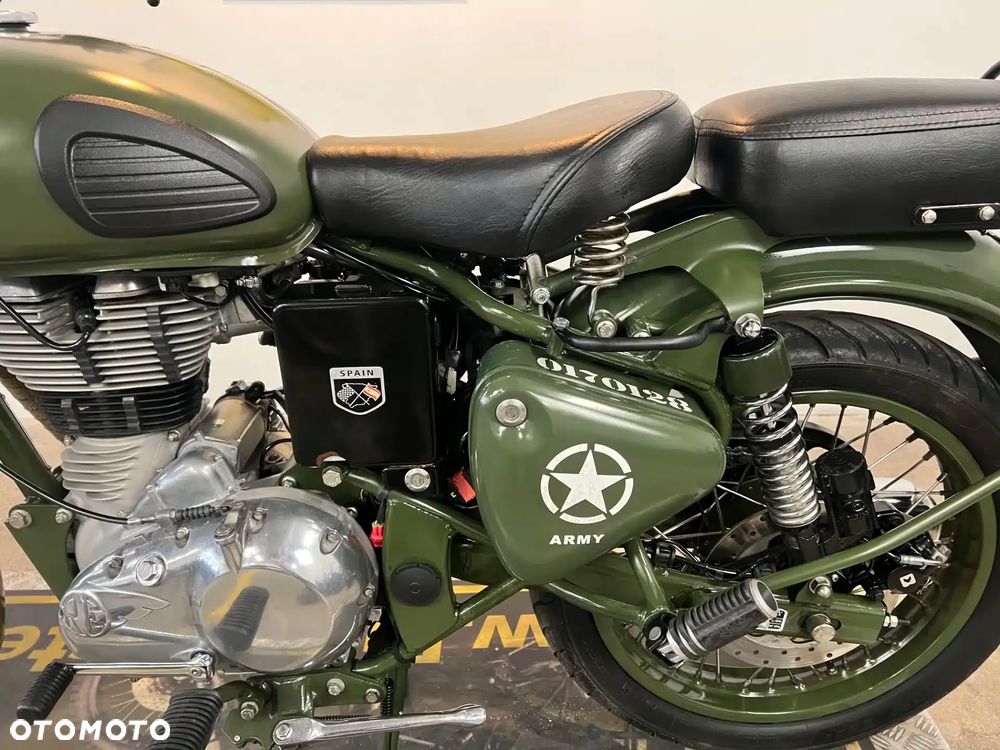 Royal Enfield Classic - 28