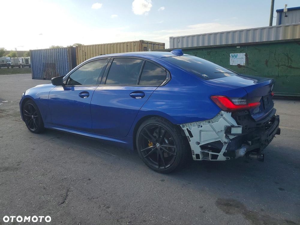 BMW Seria 3 330i xDrive Edition M Sport Shadow - 2
