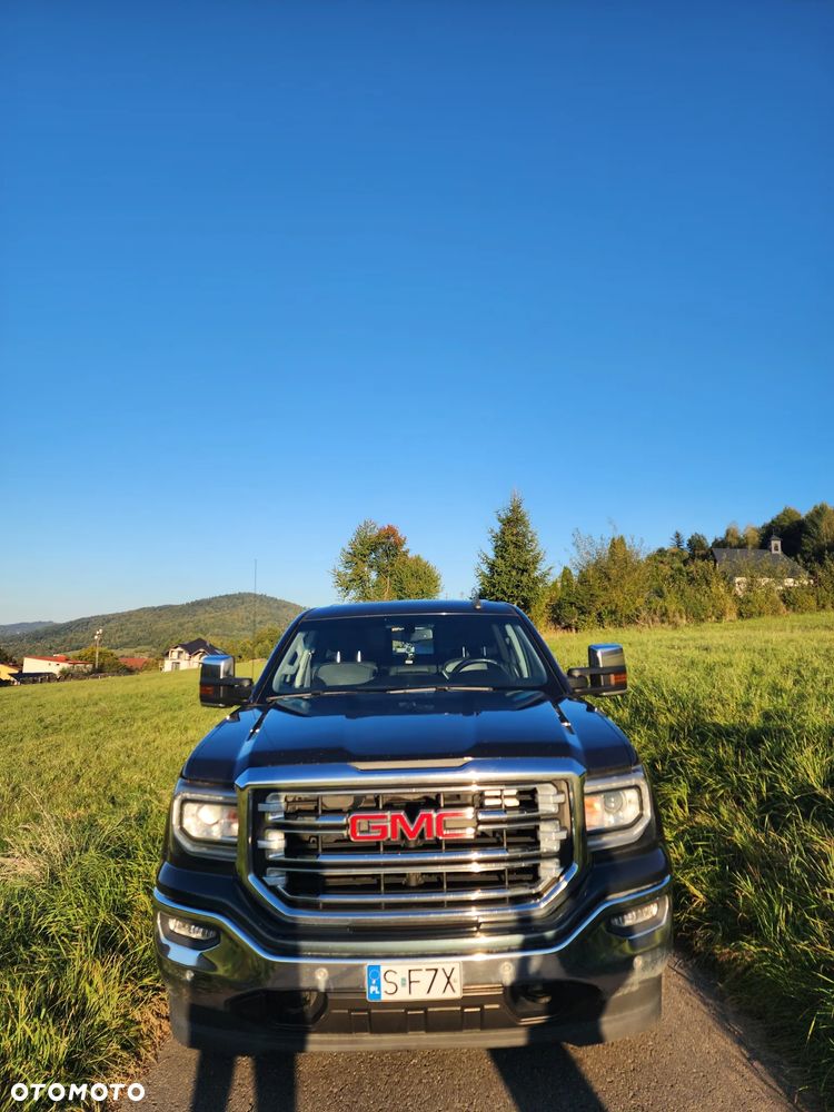 GMC Sierra - 3