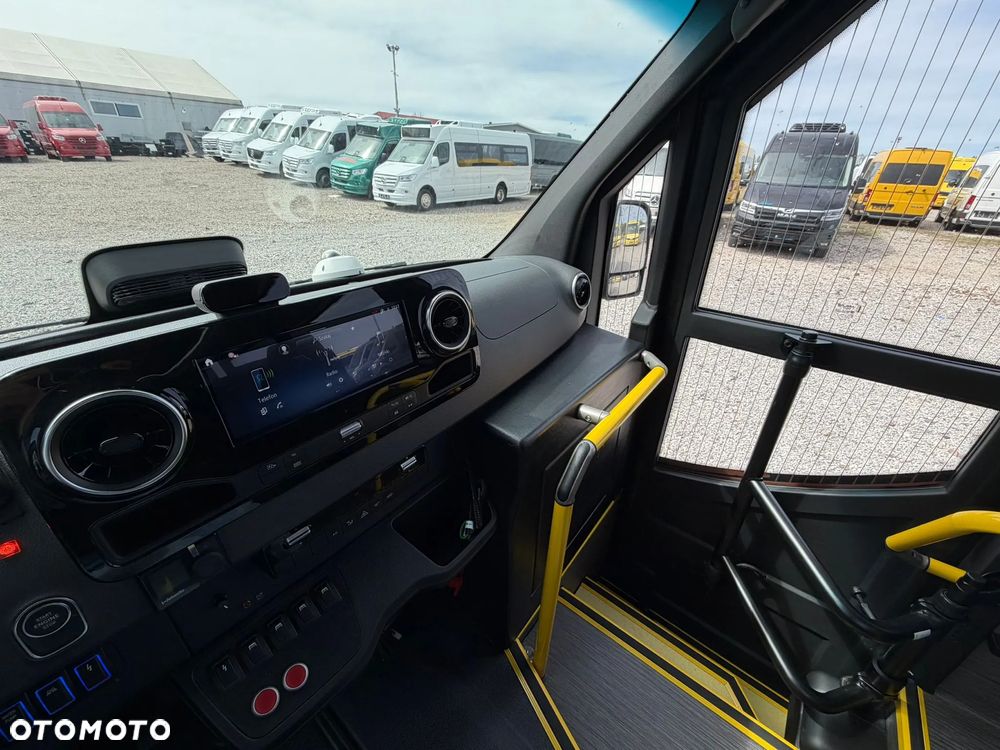 Mercedes-Benz Sprinter CITY - 25