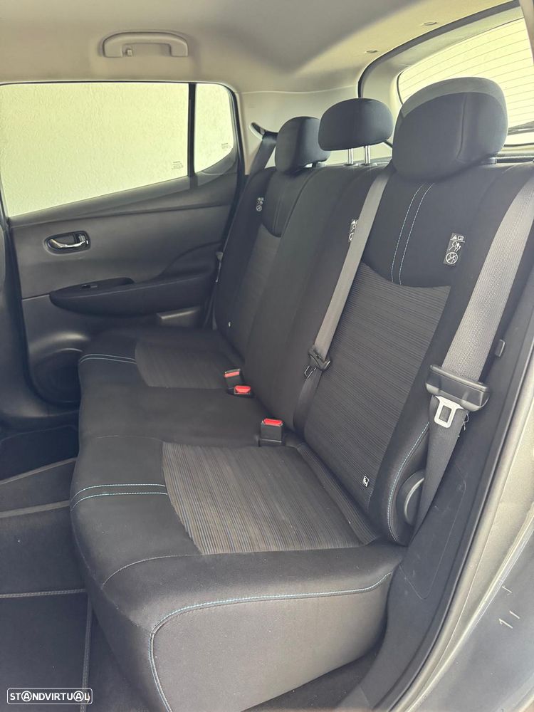 Nissan Leaf N-Connecta - 18