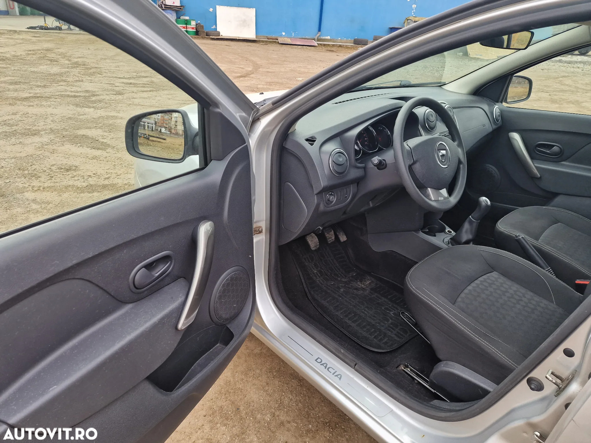 Dacia Sandero 1.5 dCI Laureate - 11