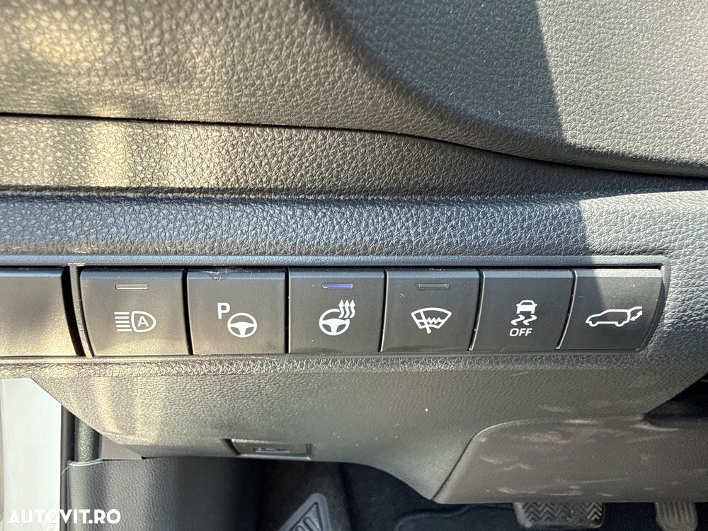 Toyota Corolla - 13