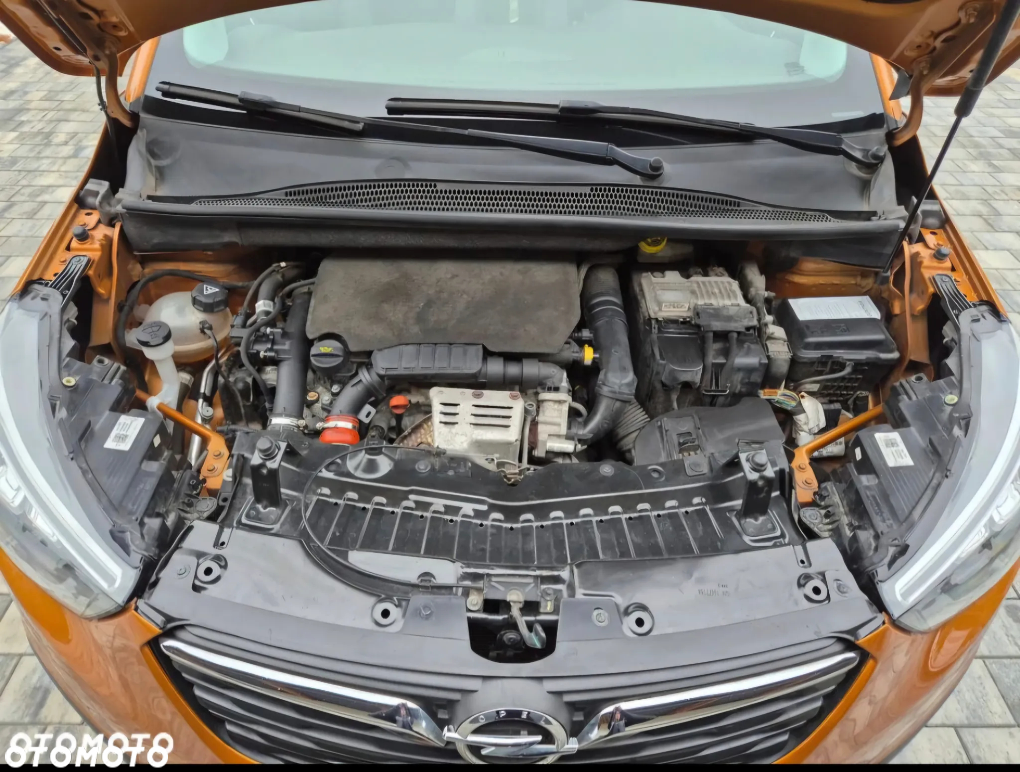 Opel Crossland X - 17