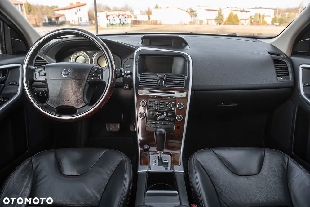 Volvo XC 60 T6 AWD Momentum - 7