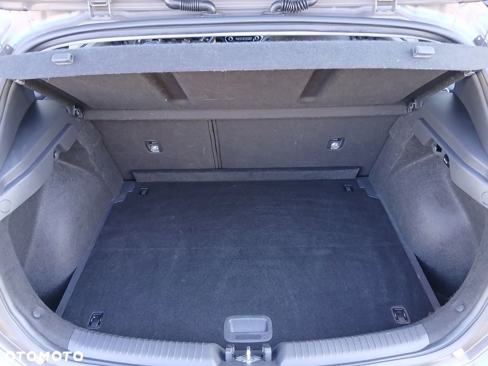 Hyundai i30 1.0 T-GDI GPF Classic + - 18