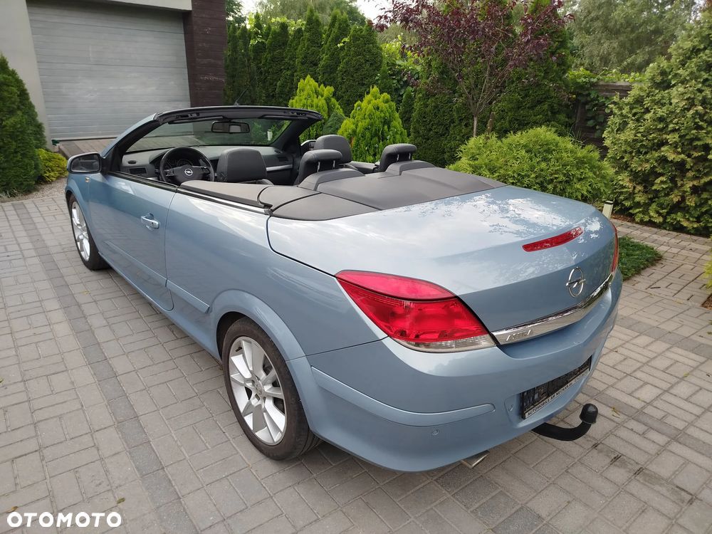 Opel Astra 1.8 Cosmo - 4