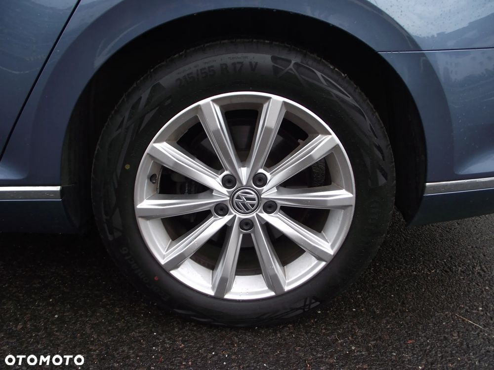 Volkswagen Passat 2.0 TDI BMT Highline DSG - 36