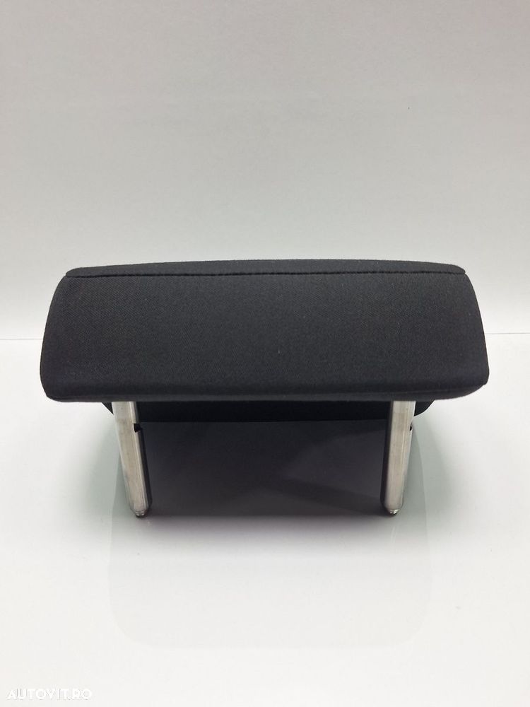 Tetiera bancheta spate (centru) VOLKSWAGEN GOLF VI 5K1 2008 - 20132.0 TDI CBDC, CLCA 5K0885902G - 2