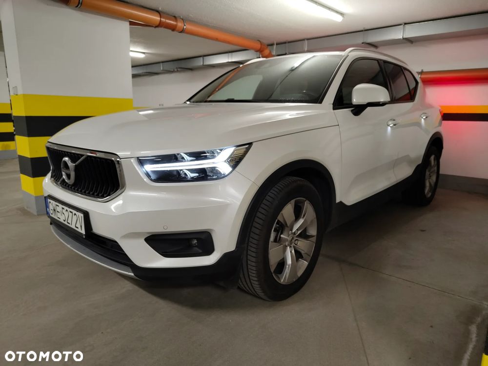 Volvo XC 40 T2 Momentum Pro - 30